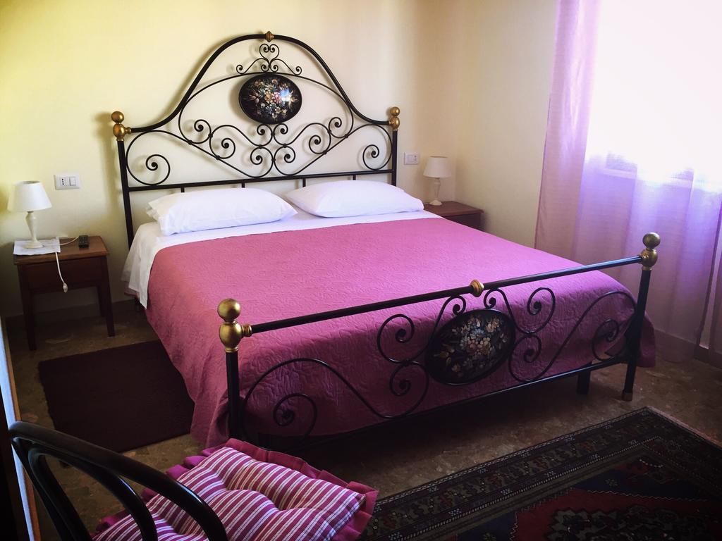 Bed & Breakfast La Casa Antica Macomer Kültér fotó